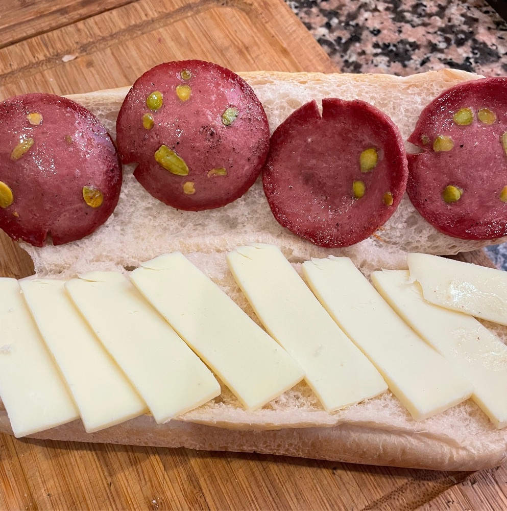 Fistikli Salam + Kasar Peynirli +tereyağ+ Patates Kızartması