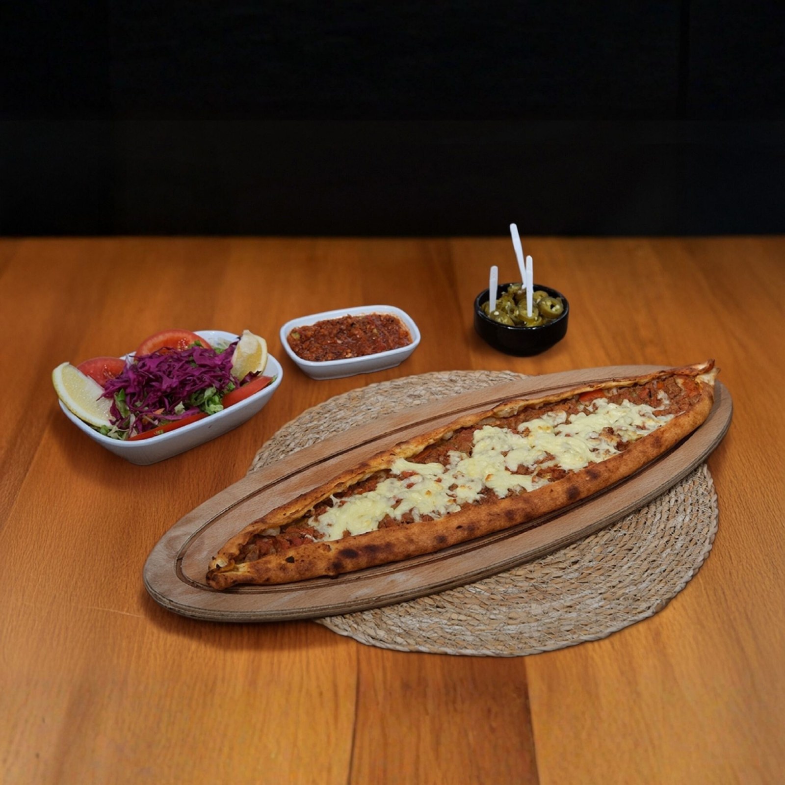 Kuşbaşı Kaşarlı Pide