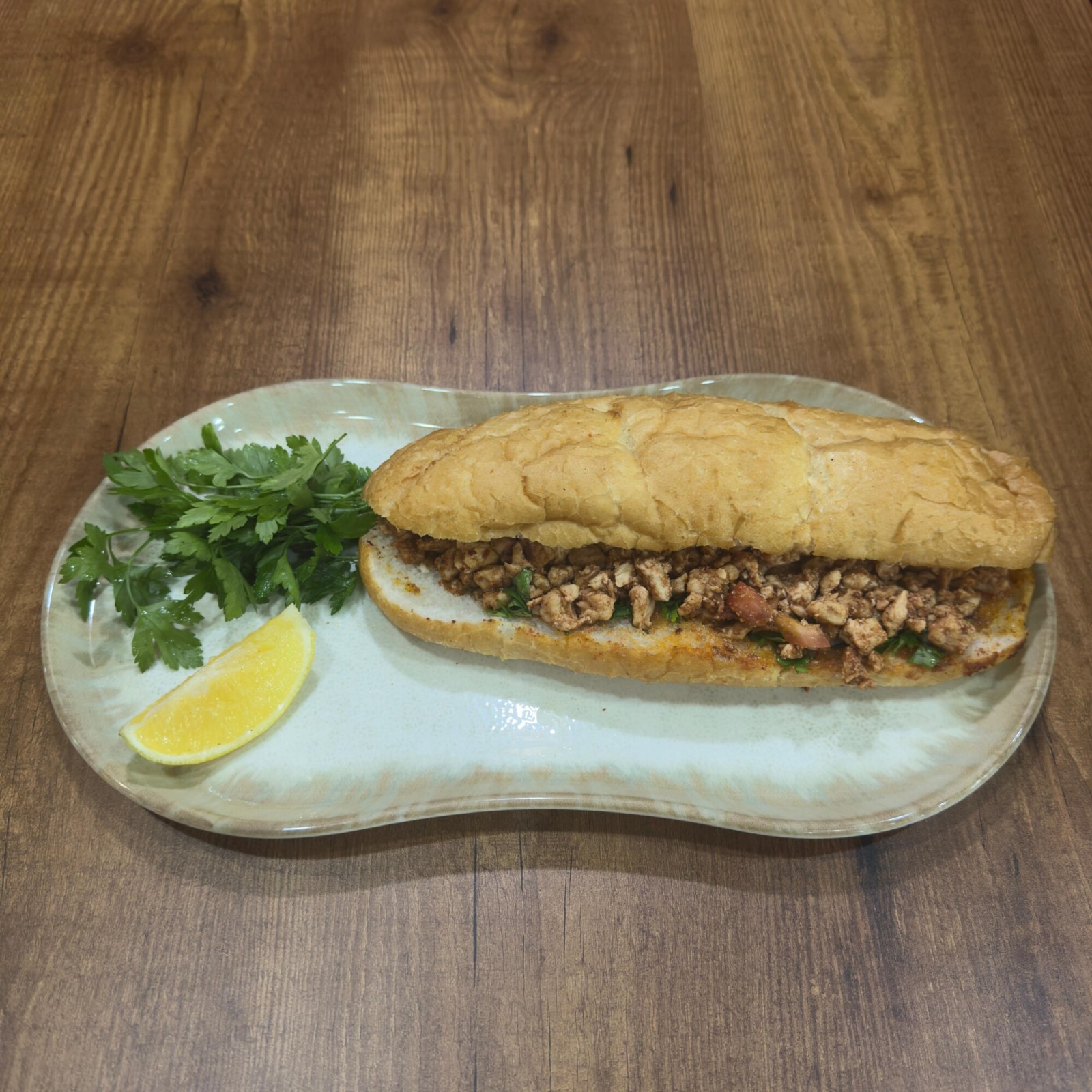 Ekmek Arası Tavuk Tantuni