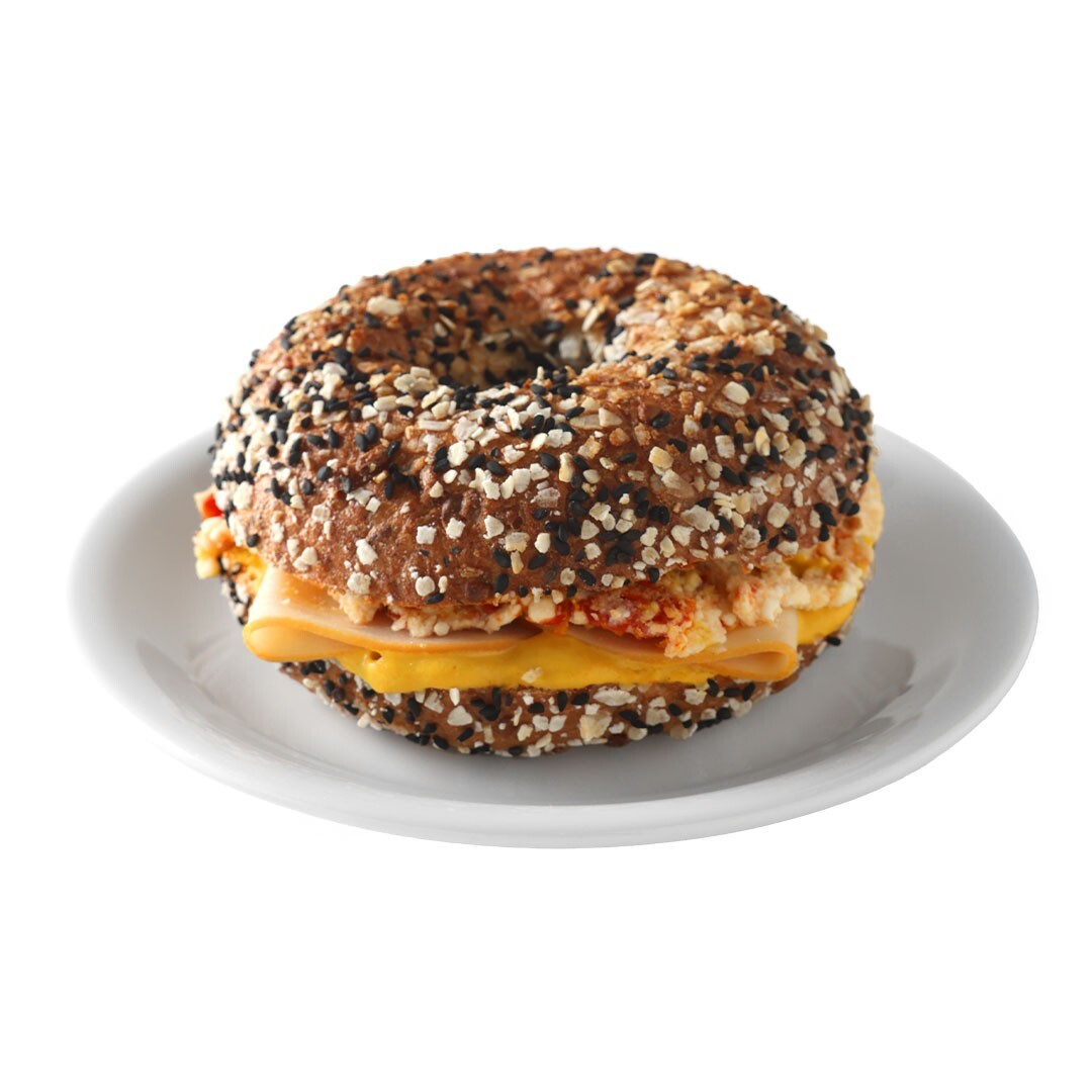 Füme Tavuk ve Lor Peynirli Protein Bagel