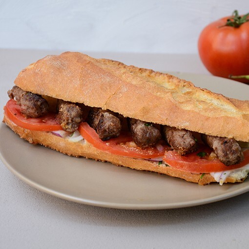 Yarım Ekmek Arası Izgara Köfte