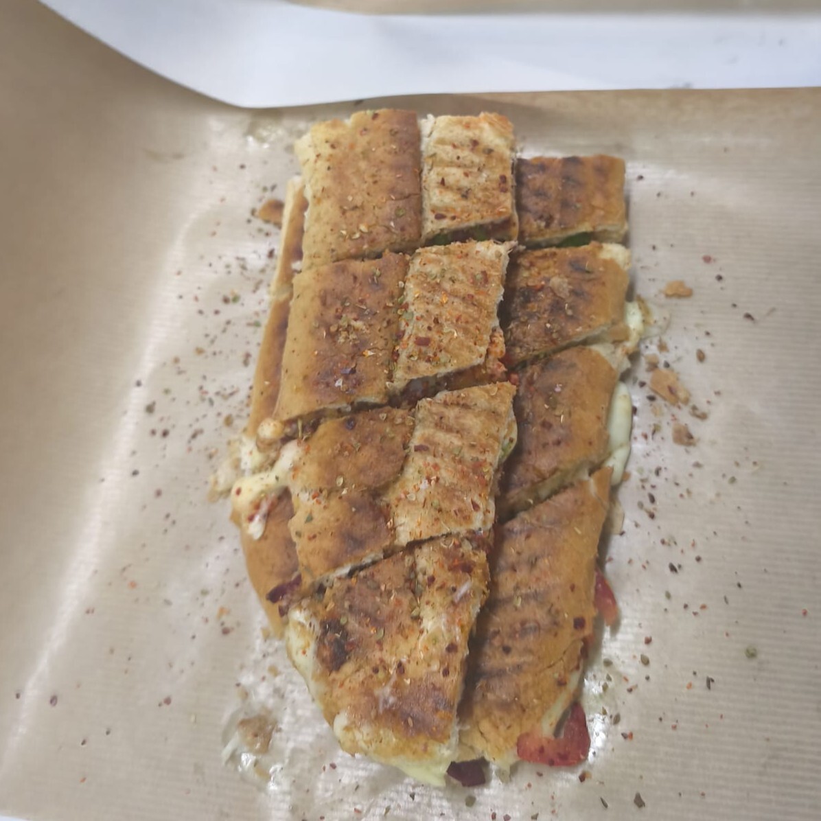 Yarım Sucuklu Tost
