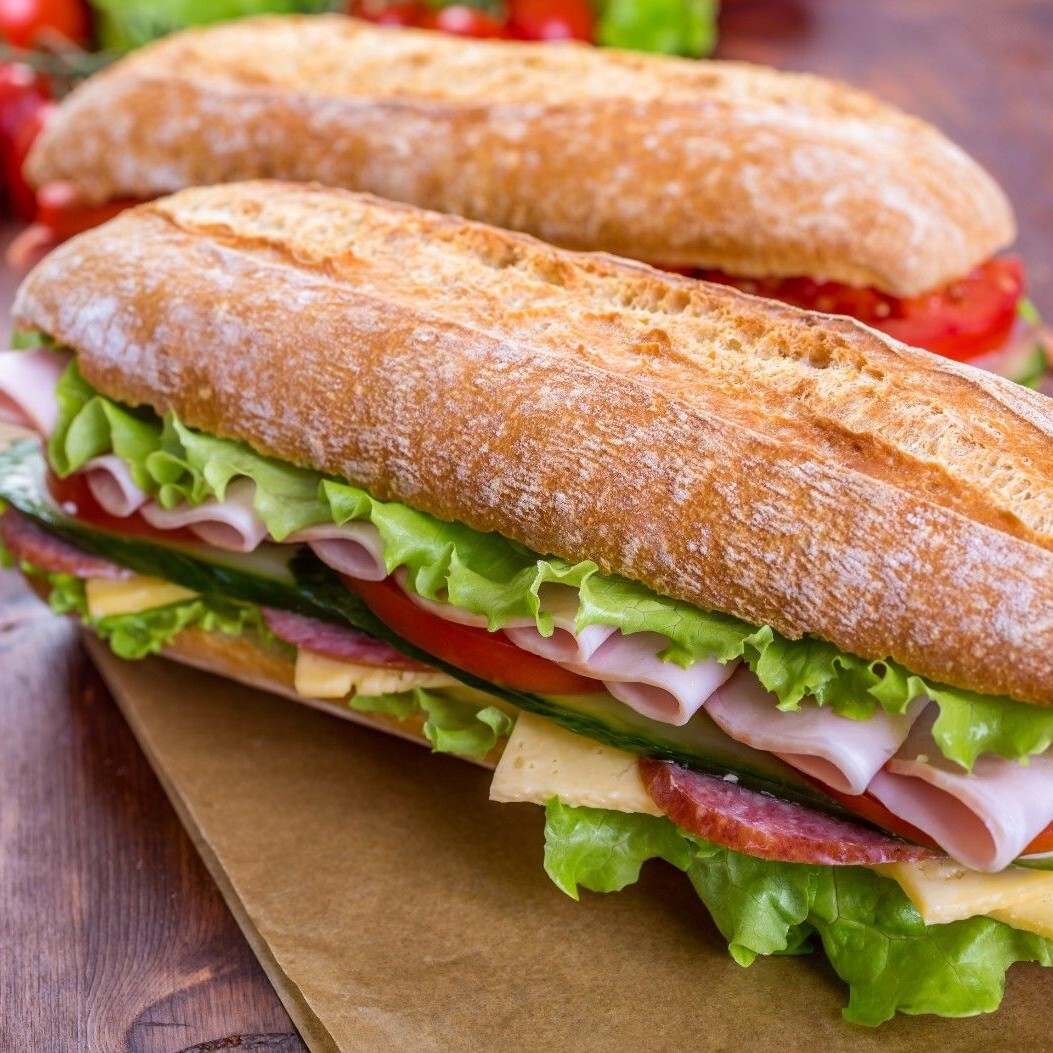 Avakado Soslu Hindi Fümeli Sandwich's