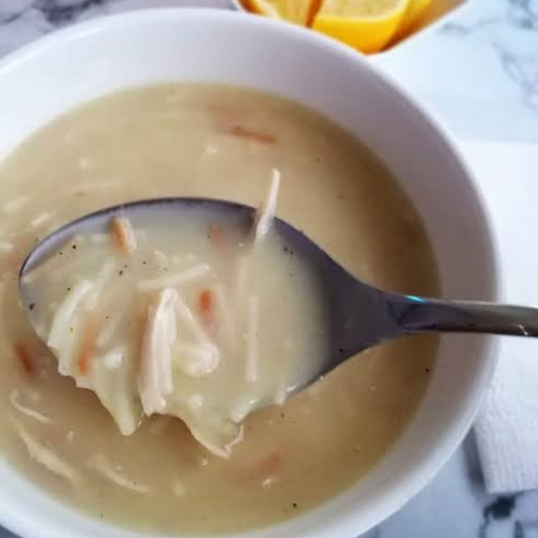 Terbiyeli Tavuk Suyu Çorbası