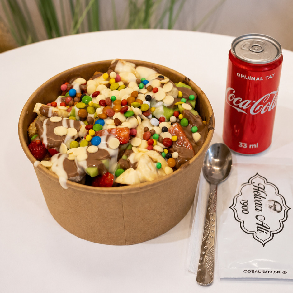 Klasik Kovada Waffle (Büyük Boy) + 33 ml Coca Cola