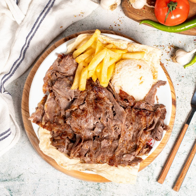 Pilav Üstü Döner (100 gr)