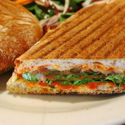 Sebzeli Tost (Yarım Ekmek)