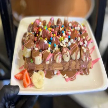 Çilekli Waffle