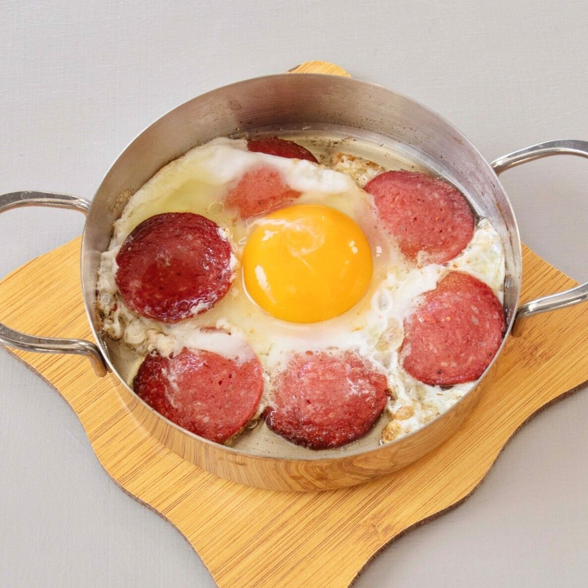 Sucuklu Yumurta