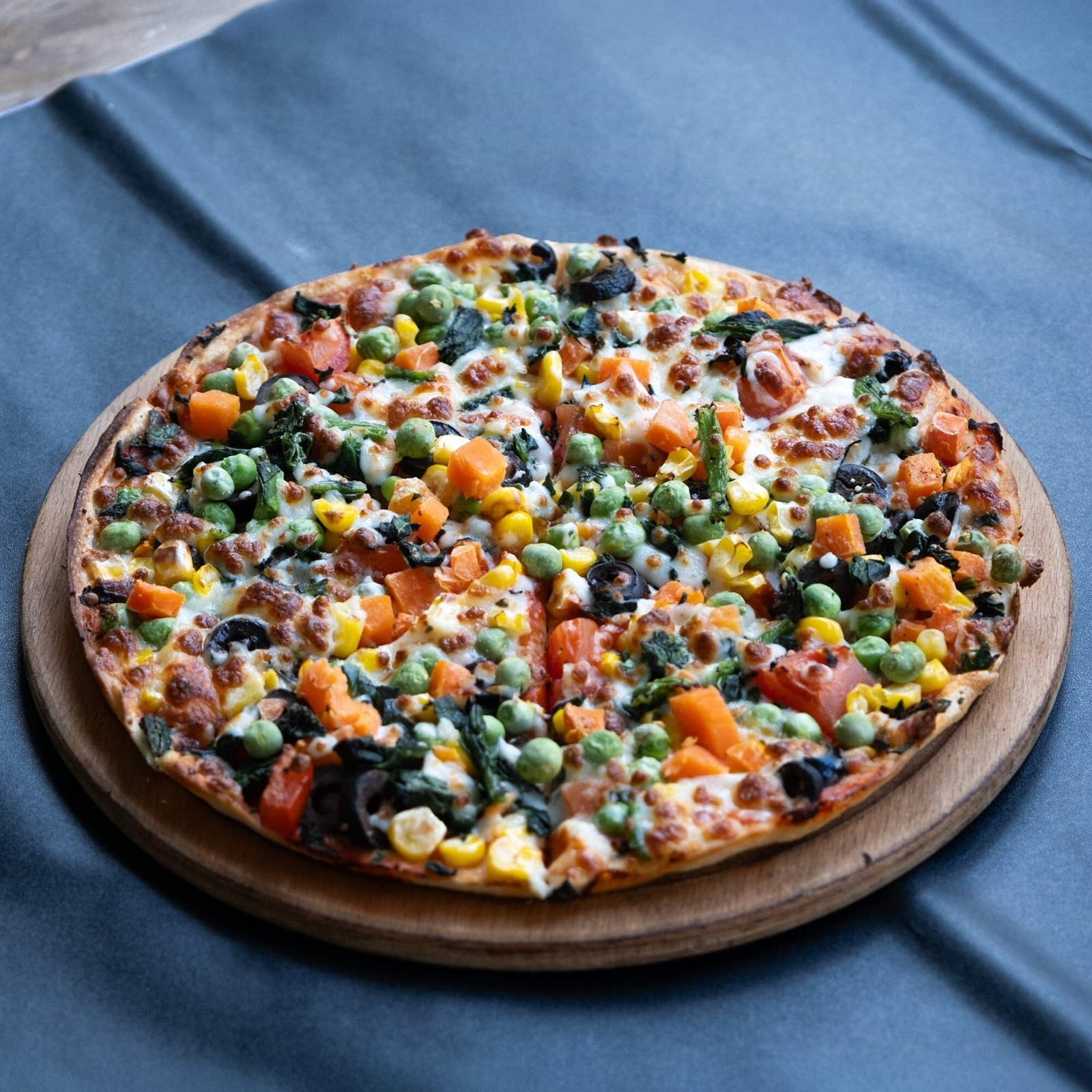 Dört Mevsim Pizza (Orta)