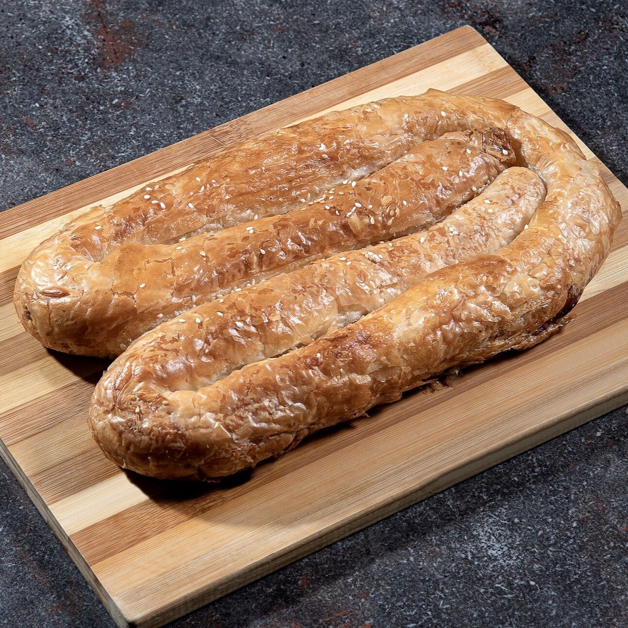 Tepsi Peynirli Kol Böreği (2 kg.)