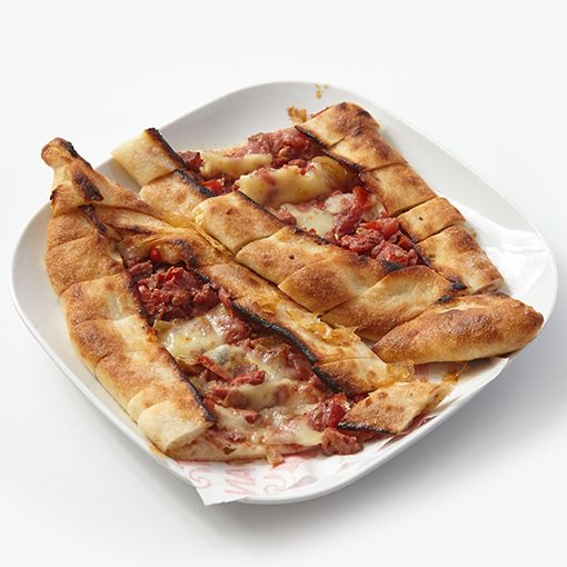 Kuşbaşılı Kaşarlı Pide