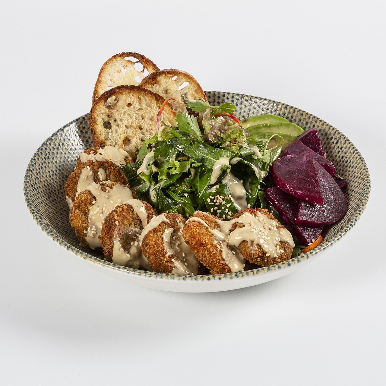 Tahin Soslu Falafel Salata