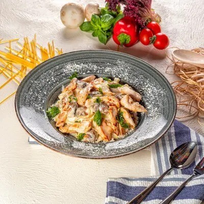 Kremalı Mantarlı Tavuk Tagliatelle