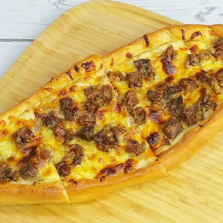 Kavurma Kaşarlı Pide
