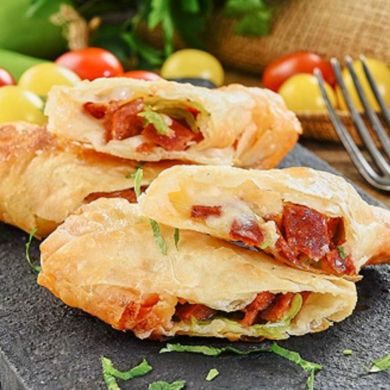 Pastırmalı Paçanga Böreği