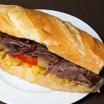 Üç Çeyrek Ekmek Et Döner