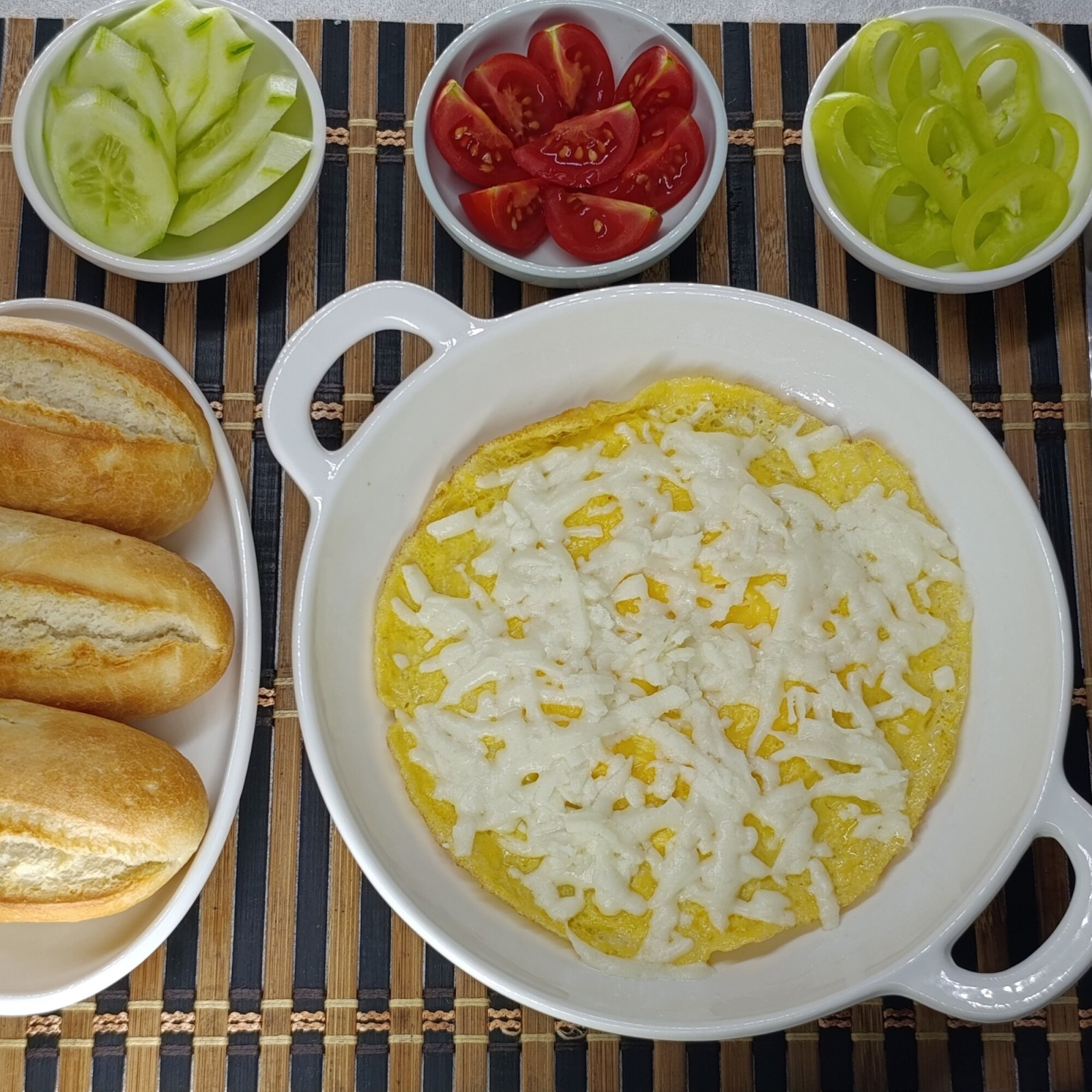 Kaşarlı Omlet