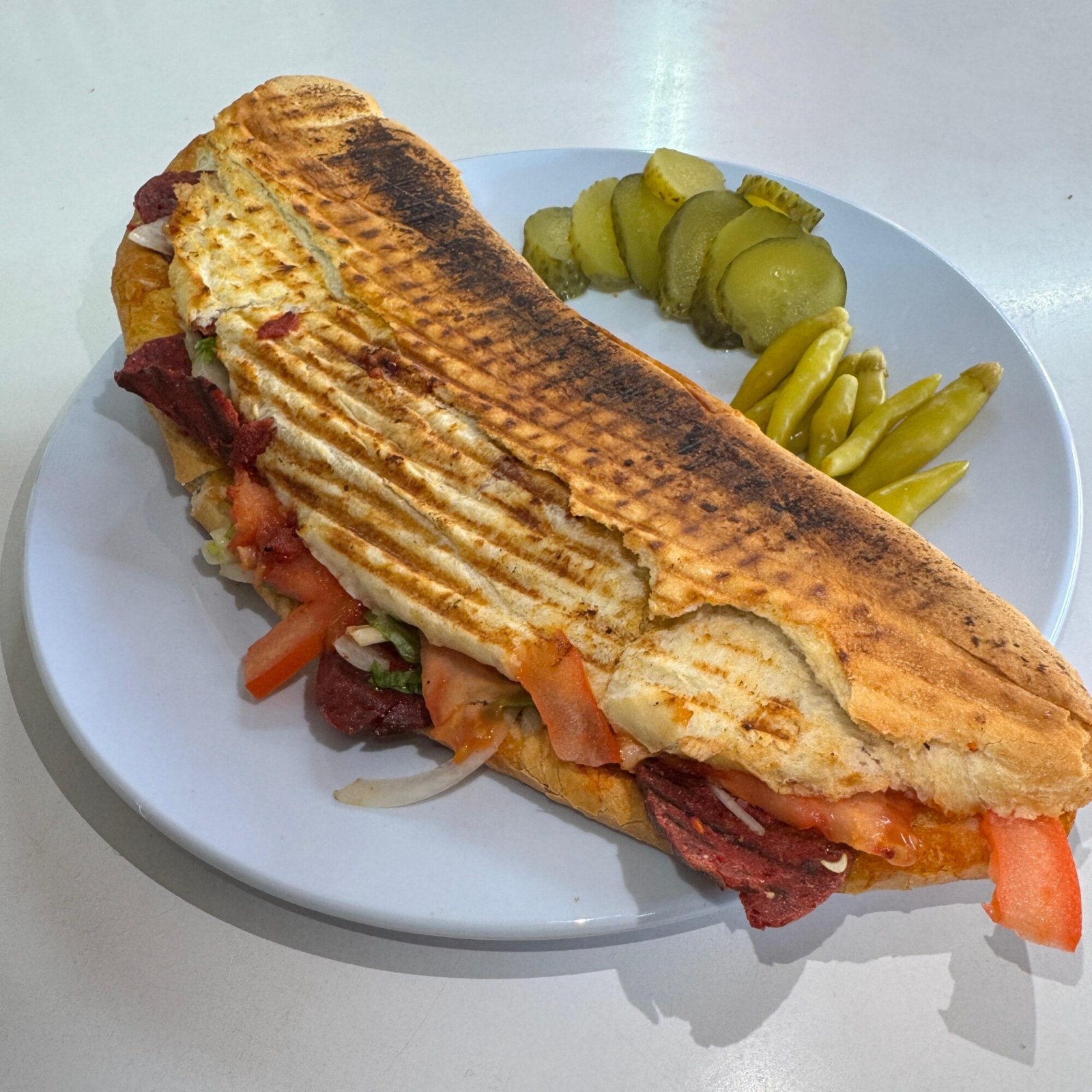 Üç Çeyrek Normal Tost