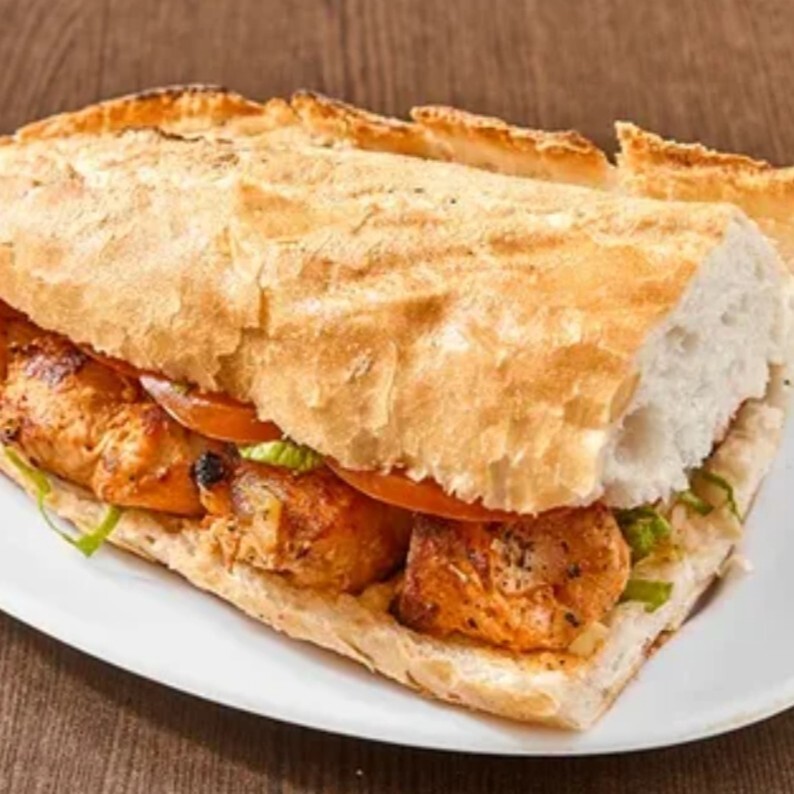 Yarım Ekmek Tavuk Köfte