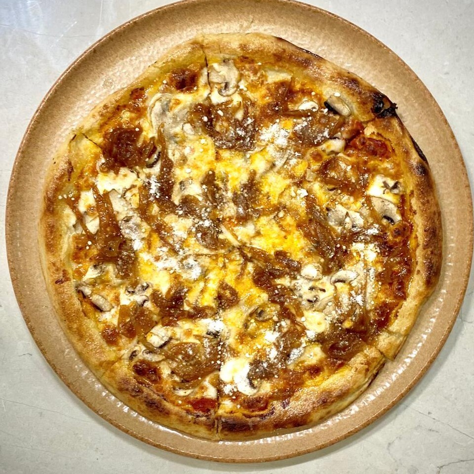 Mantarlı Karamelize Pizza (Orta)