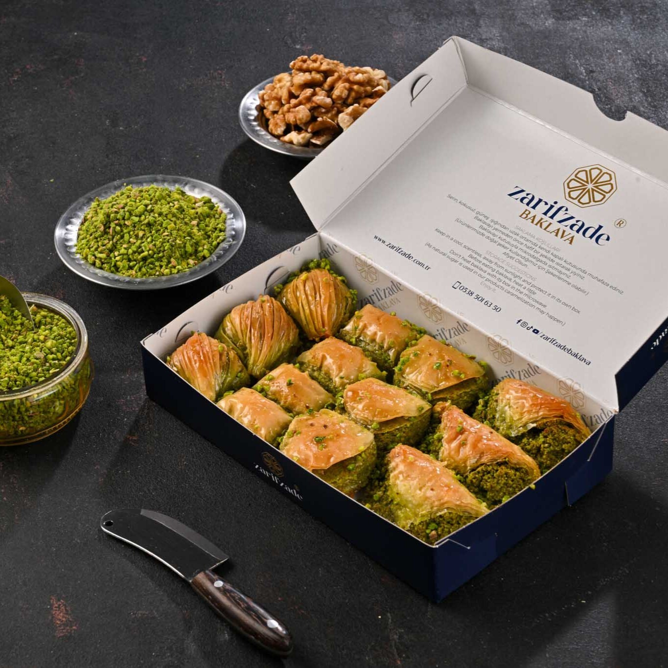 Fıstıklı Karışık Baklava