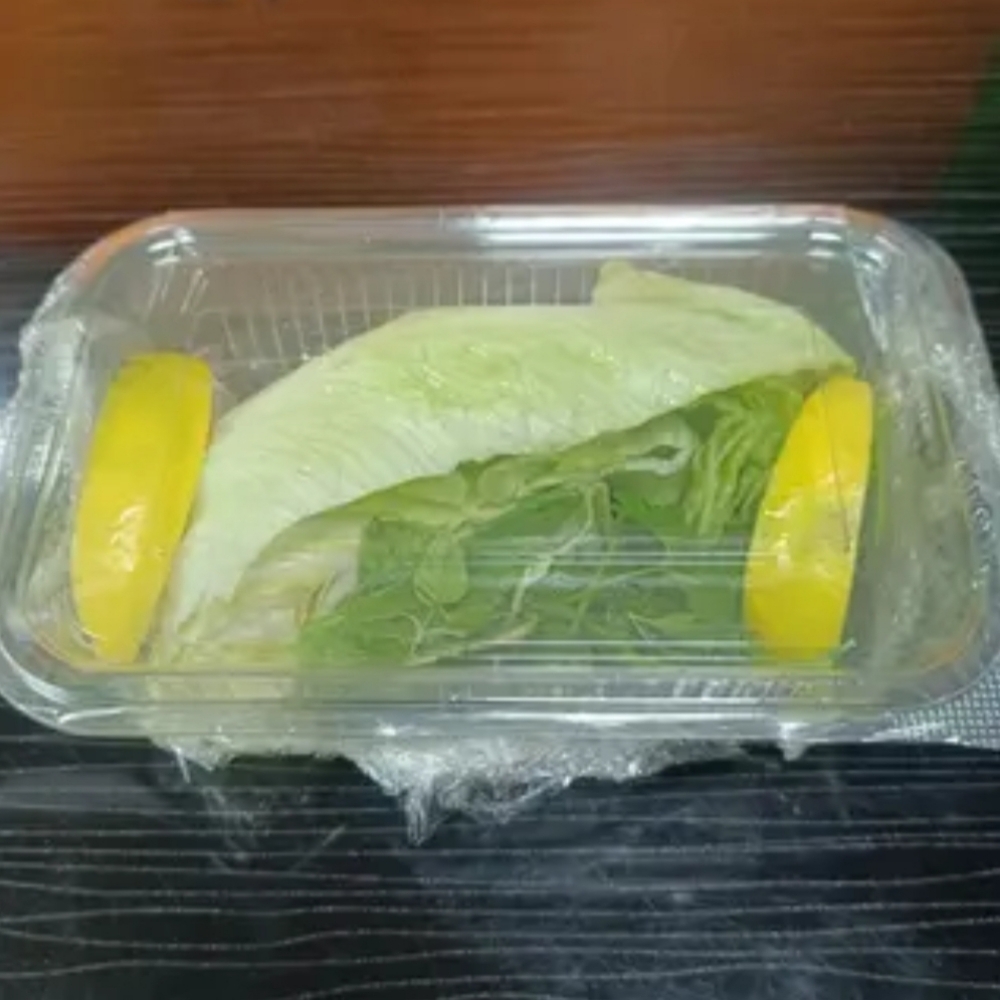 Yeşillik Ve Limon