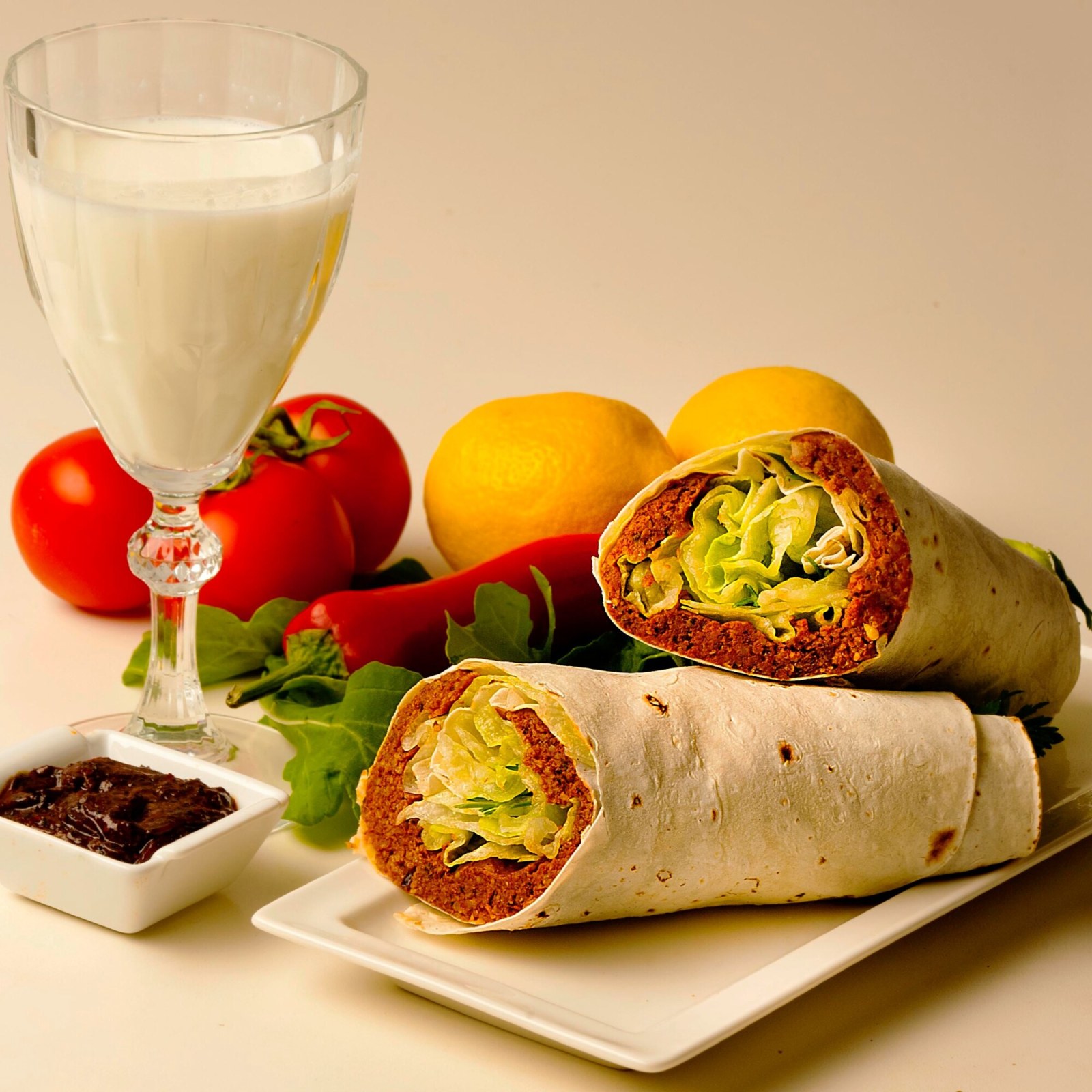 Mega Çiğ Köfte Dürüm + Ayran