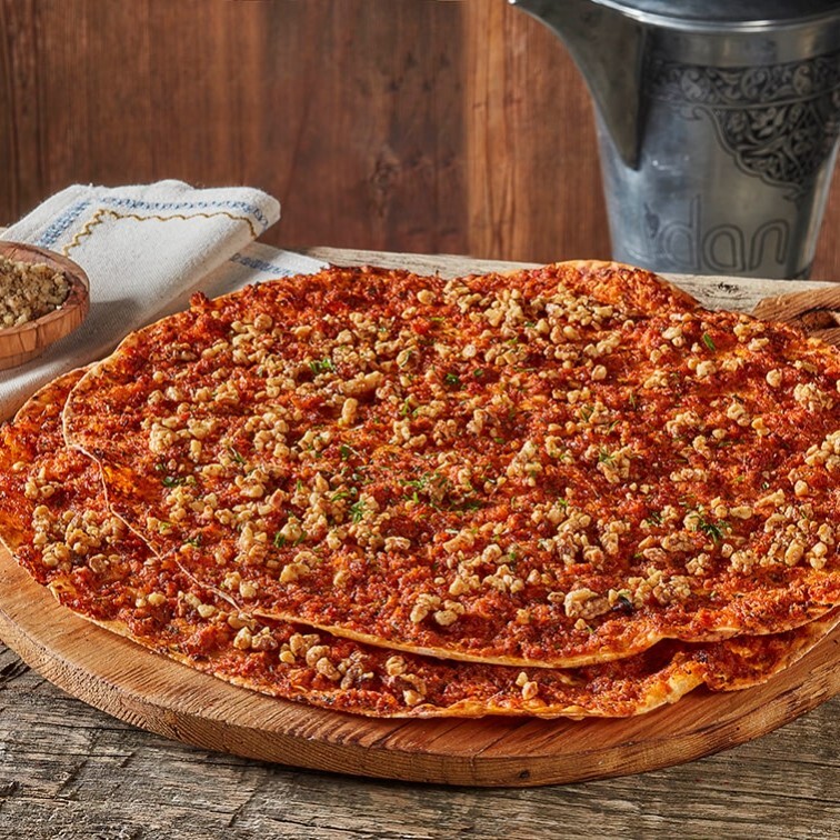 Cevizli Lahmacun
