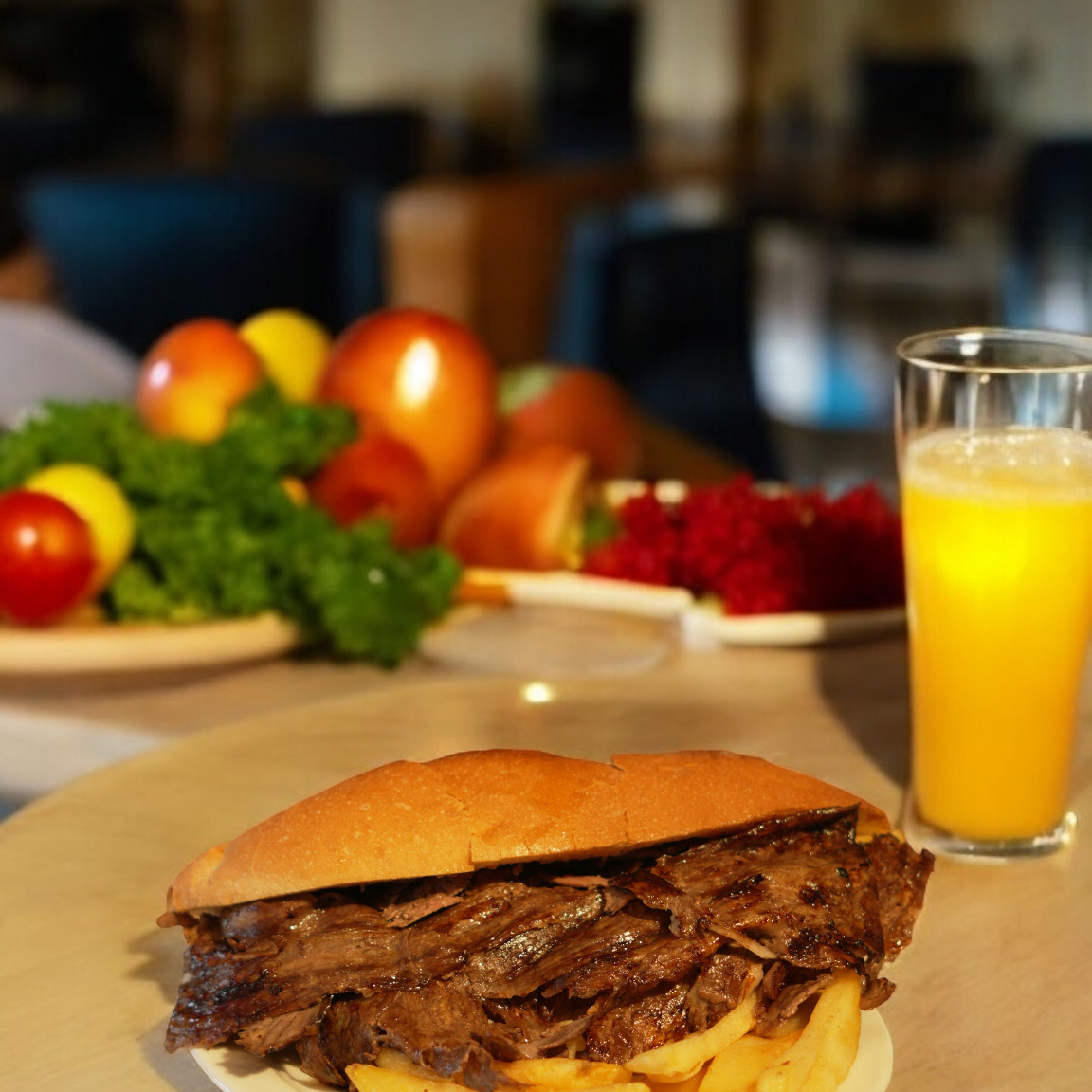İskender Ekmek Arası Et Döner Türkiye'De Tek Yoğurtlu Yağ Yakma Soslu Yaprak Döner Vıp
