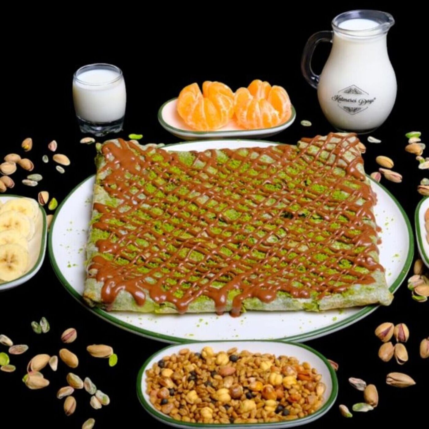 Üzeri Çikolatalı Klasik Katmer (2 Kişilik)