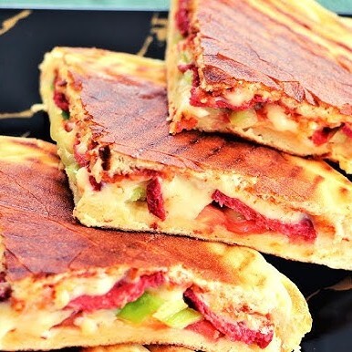Helen Bazlamalı Tost