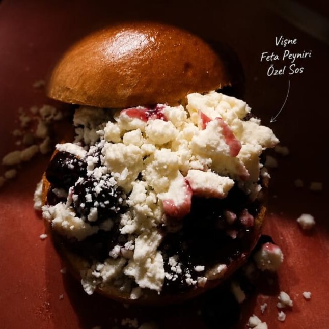 Bear Cherry Burger
