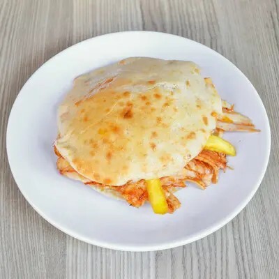 Tombik Ekmek Arası Tavuk Döner