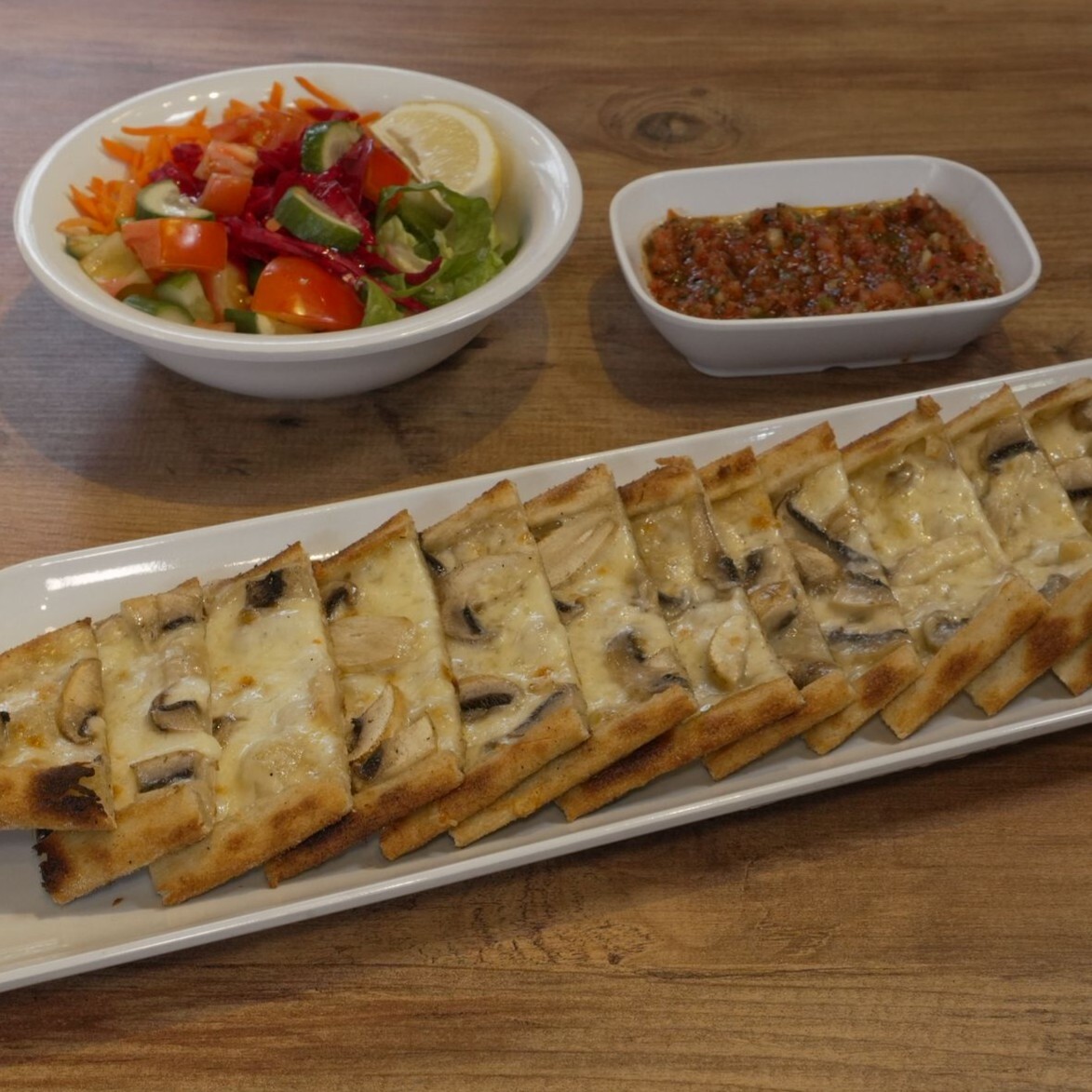 Mantarlı Kaşarlı Pide (70 cm.)