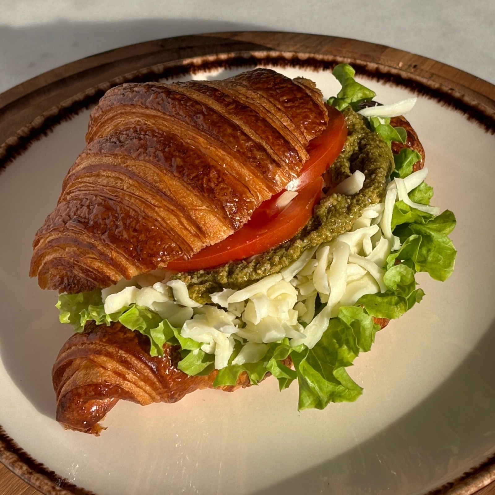Caprese Kruvasan