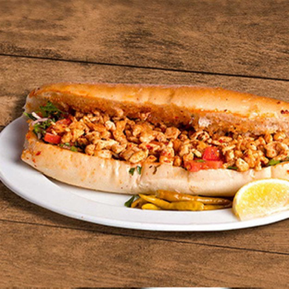 Yarım Ekmek Arası Tavuk Tantuni