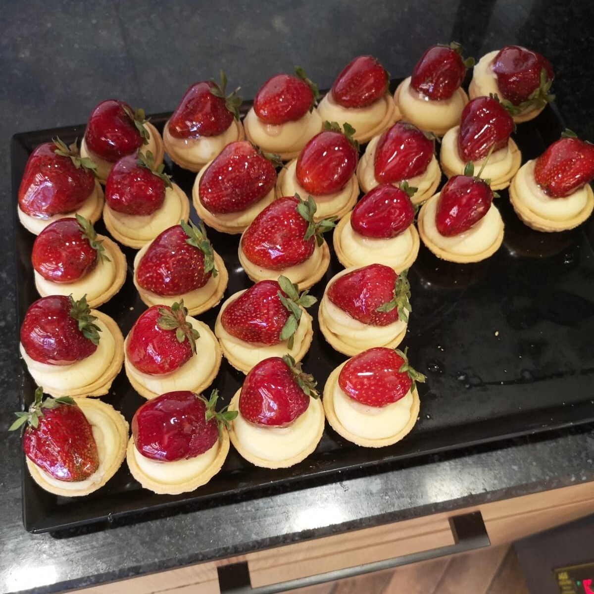 Çilekli Tartolet 500 Gr.