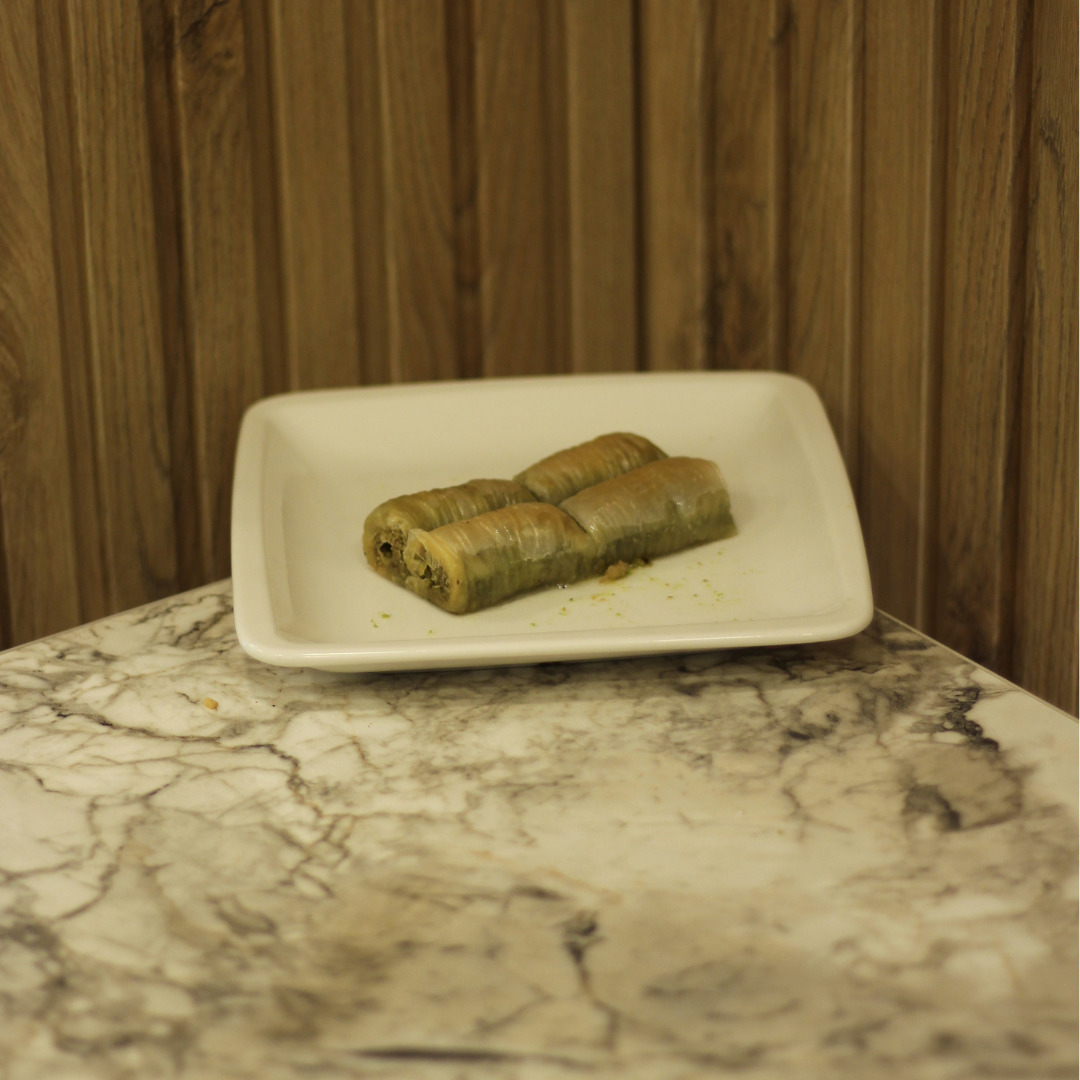 Fıstıklı Dürüm Baklava (500 Gr)
