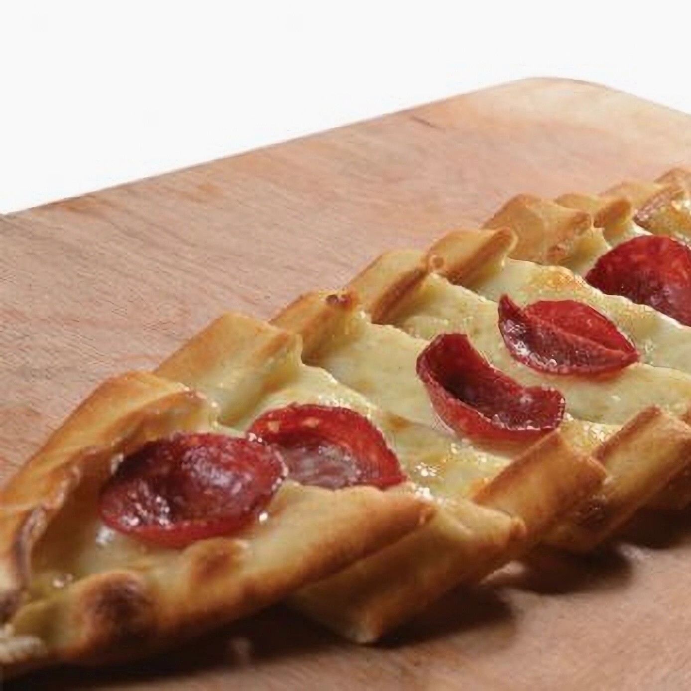 Kaşarlı Sucuklu Pide
