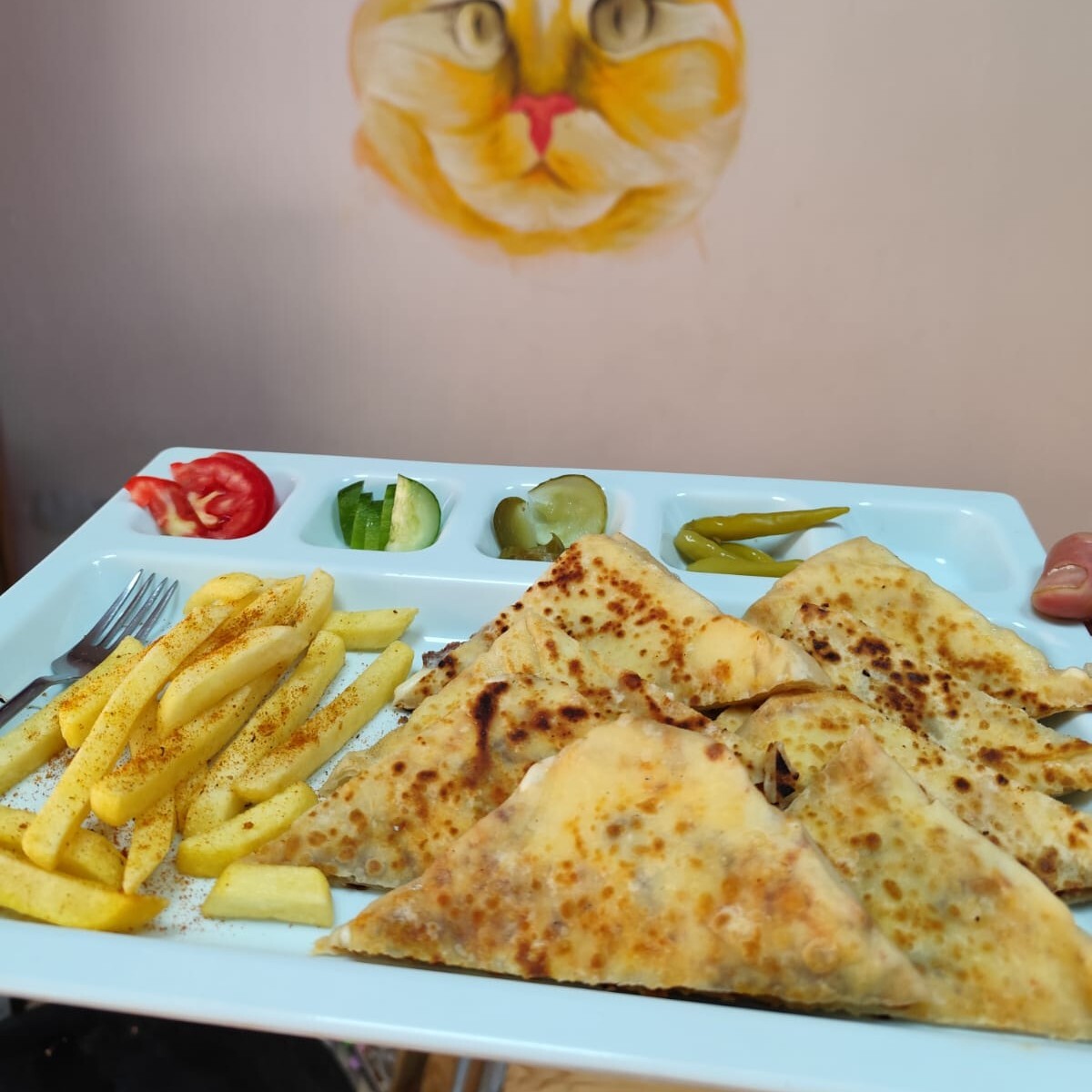 Dana Sucuklu & Kaşarlı Gözleme