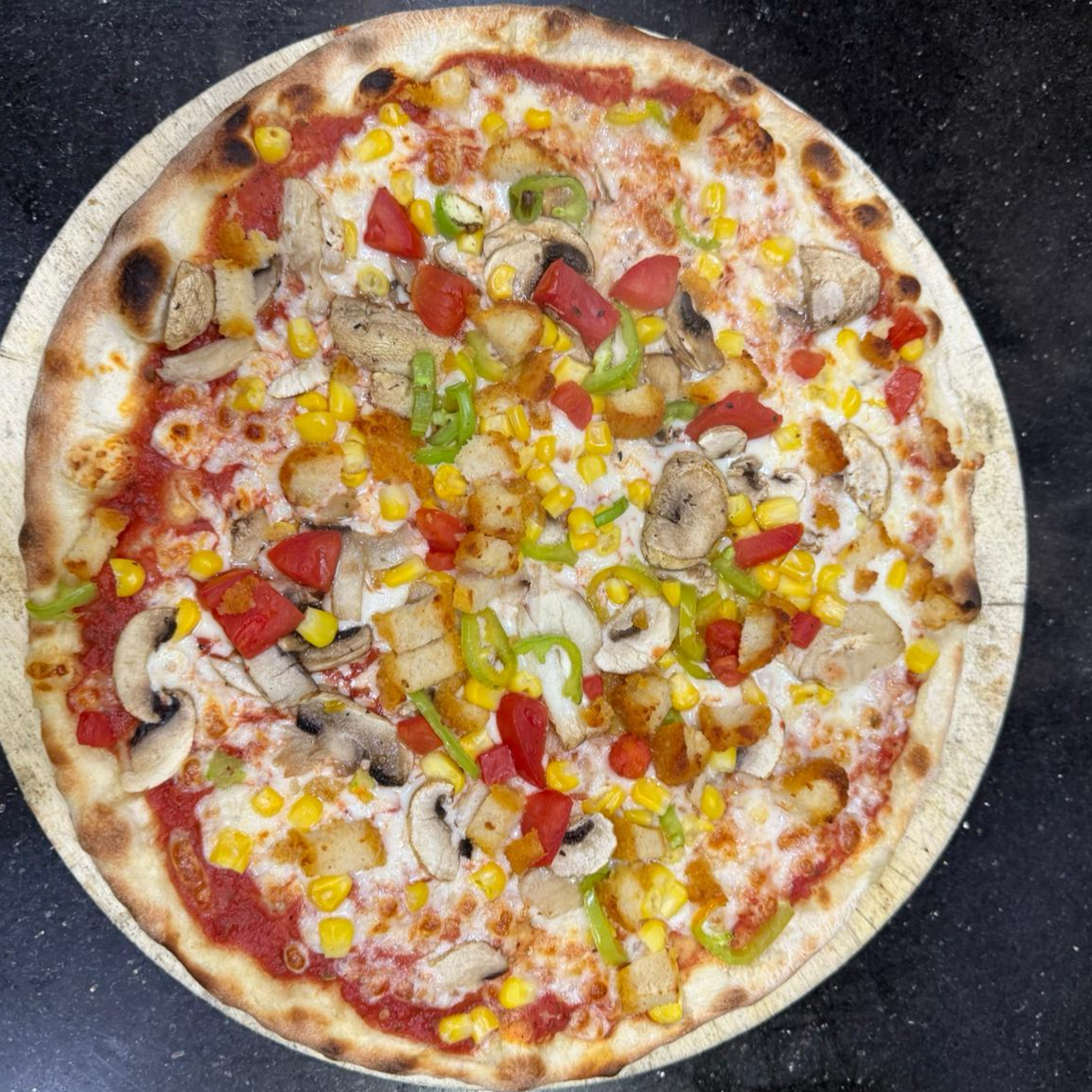 Tavuklu Pizza (Büyük)