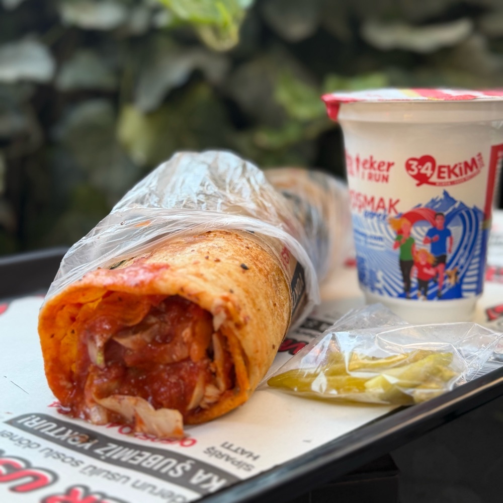 150 gr Sarı Kanarya Aşkına Antakya Usulü Tavuk Döner- 270 ml ayran