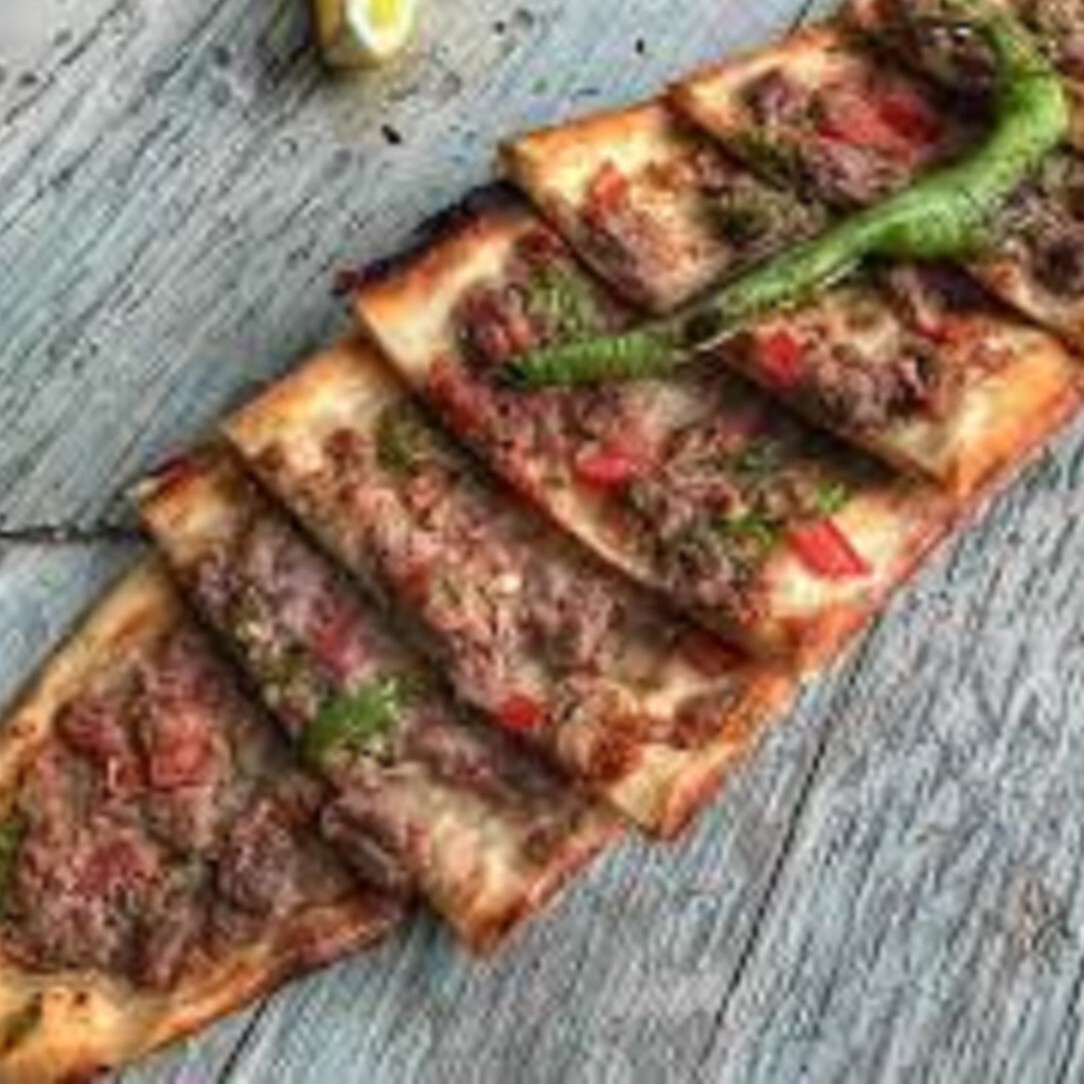 Kuşbaşılı Pide