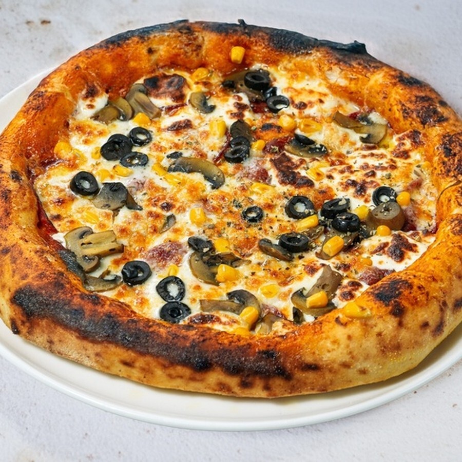 Sucuklu Pizza
