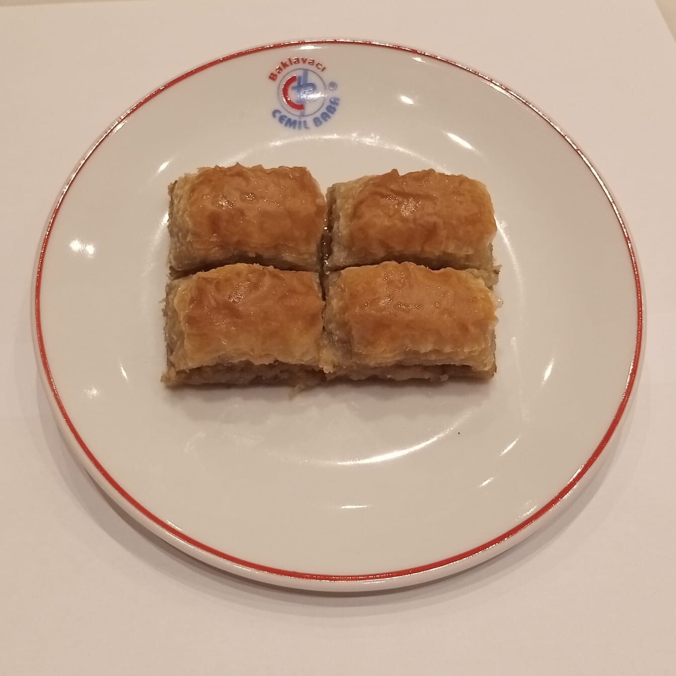 Cevizli Baklava (1 kg.)