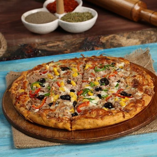 Ton Balıklı Pizza Menü Orta Boy