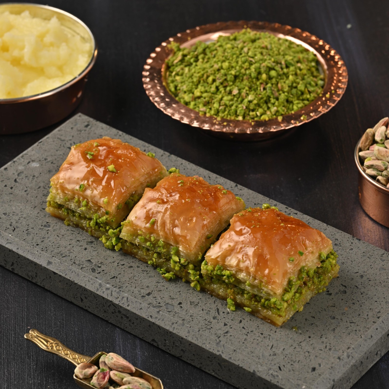 Fıstıklı Kare Baklava