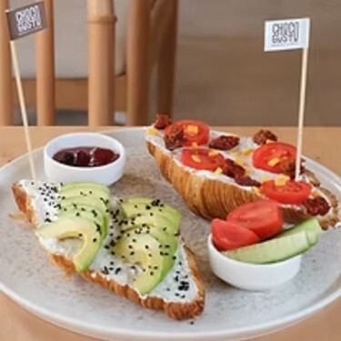 Avokado & Kuru Domates