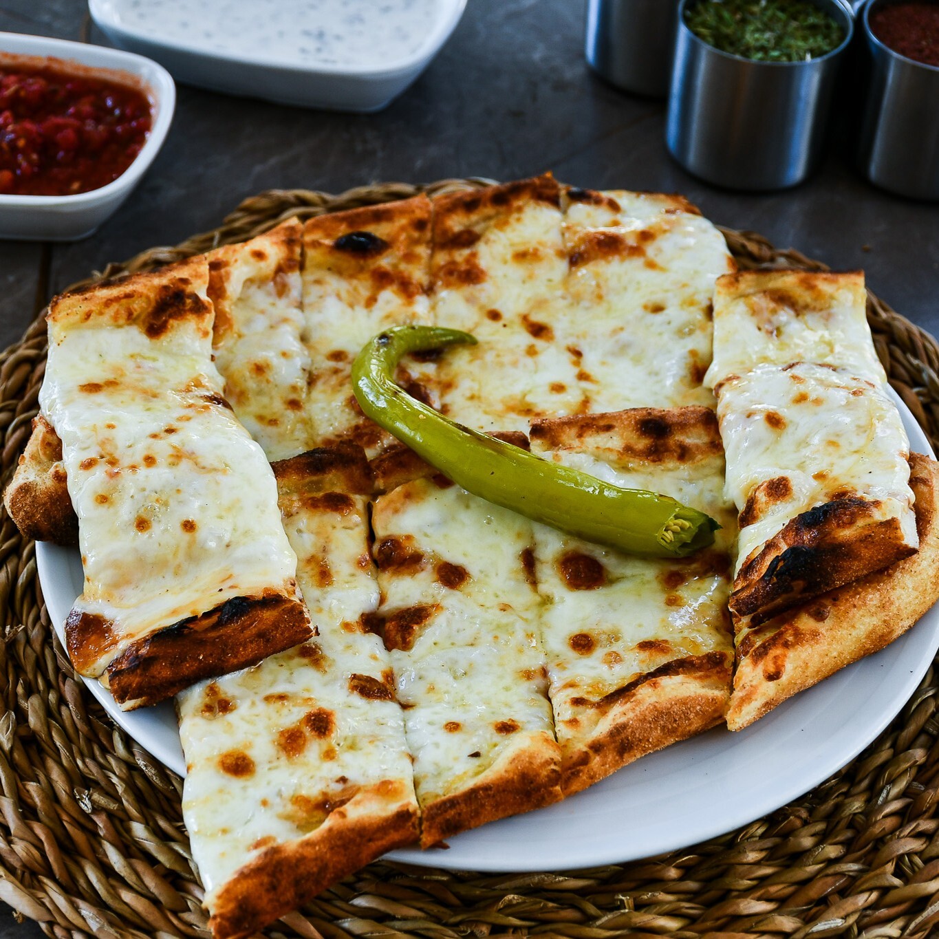 Kaşarlı Pide